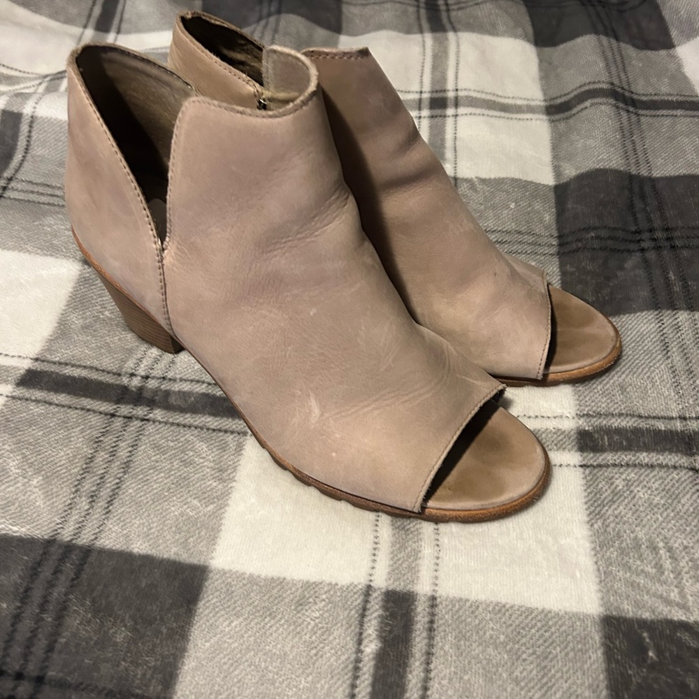Women’s Sorel heels